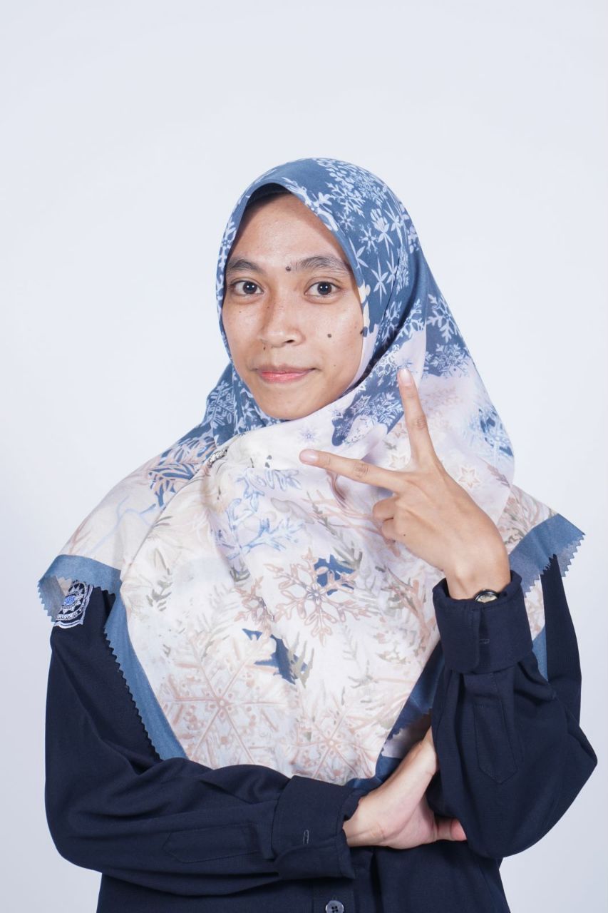 Nur Asprijuli Mahaliyah, S.Hum